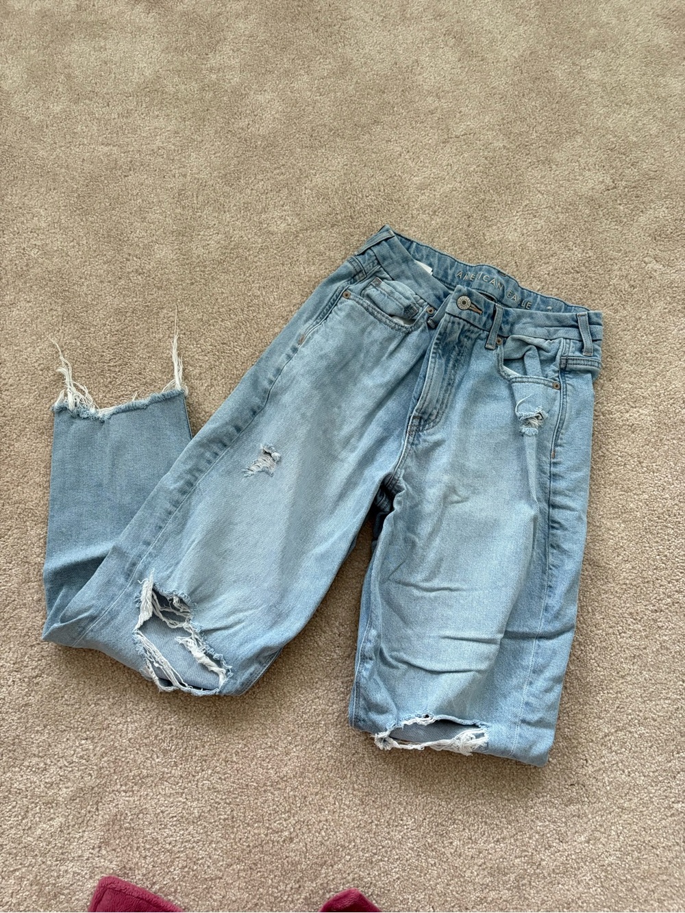 American Eagle Outfitters Light Blue Distressed Boyfriend Jeans